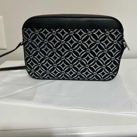 Michael Kors crossbody bag - Picture 8 of 13